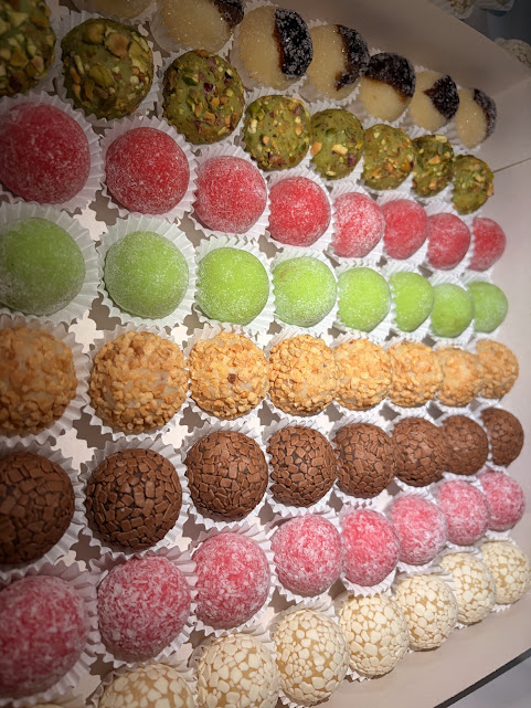 Caixa festa 36 unidades